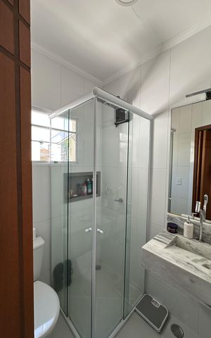 Apartamento à venda com 132m², 3 quartos e 2 vagas Apartamento à venda com 132m², 3 quartos e 2 vagasBanheiro 2