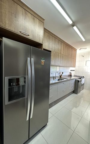 Apartamento à venda com 132m², 3 quartos e 2 vagas Apartamento à venda com 132m², 3 quartos e 2 vagasCozinha