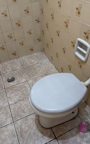 Casa de condomínio para alugar com 50m², 1 quarto e sem vagaBanheiro