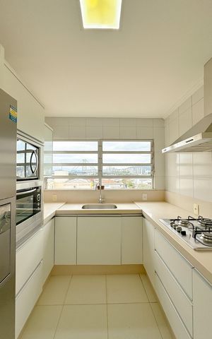 Casa para alugar com 250m², 4 quartos e 1 vagaCozinha