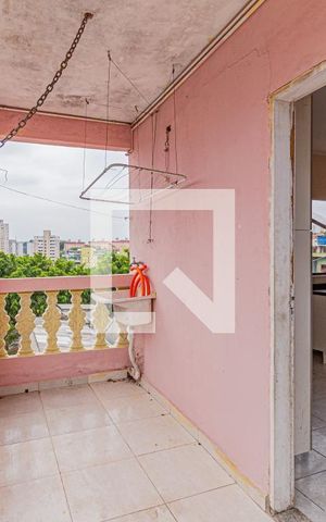 Casa à venda com 250m², 2 quartos e 1 vaga Casa à venda com 250m², 2 quartos e 1 vagaÁrea externa