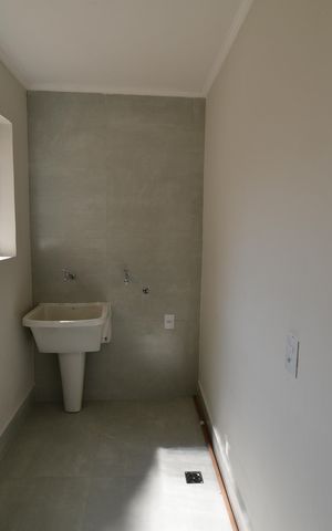 Apartamento à venda com 72m², 2 quartos e 1 vagaÁrea de Serviço