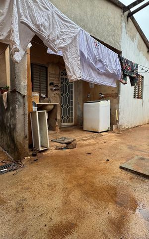 Casa à venda com 180m², 3 quartos e 2 vagas Casa à venda com 180m², 3 quartos e 2 vagasÁrea de Serviço