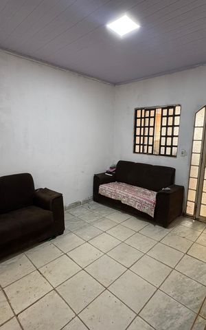Casa à venda com 180m², 3 quartos e 2 vagas Casa à venda com 180m², 3 quartos e 2 vagasSala