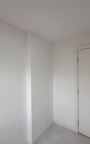 Apartamento à venda com 270m², 4 quartos e 3 vagas Apartamento à venda com 270m², 4 quartos e 3 vagasQuarto