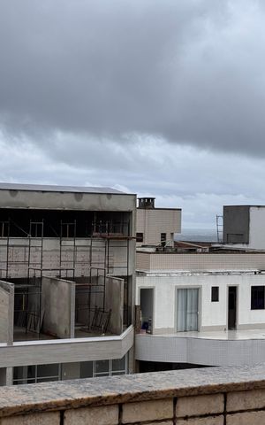 Apartamento à venda com 270m², 4 quartos e 3 vagas Apartamento à venda com 270m², 4 quartos e 3 vagasTerraço