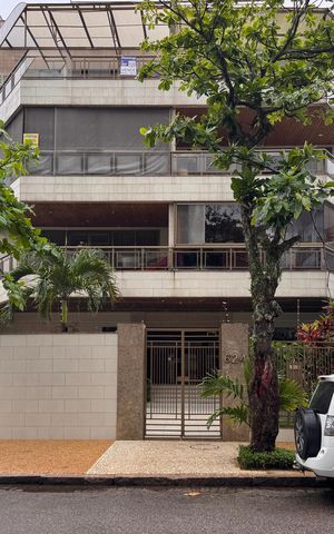 Apartamento à venda com 270m², 4 quartos e 3 vagas Apartamento à venda com 270m², 4 quartos e 3 vagasFachada