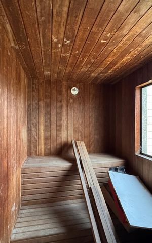 Apartamento à venda com 270m², 4 quartos e 3 vagas Apartamento à venda com 270m², 4 quartos e 3 vagasSauna