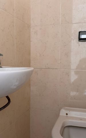 Apartamento à venda com 270m², 4 quartos e 3 vagas Apartamento à venda com 270m², 4 quartos e 3 vagasLavabo
