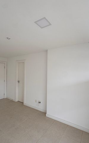 Apartamento à venda com 270m², 4 quartos e 3 vagas Apartamento à venda com 270m², 4 quartos e 3 vagasSuíte 1