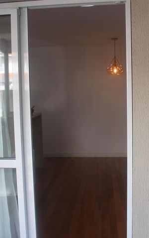 Apartamento para alugar com 72m², 2 quartos e 1 vagaVaranda