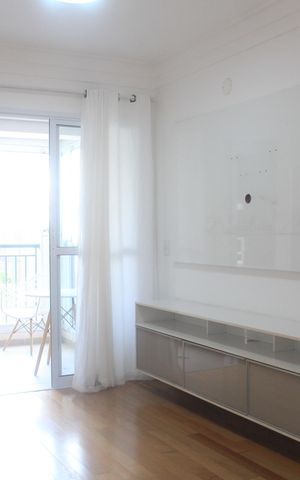 Apartamento para alugar com 72m², 2 quartos e 1 vagaSala