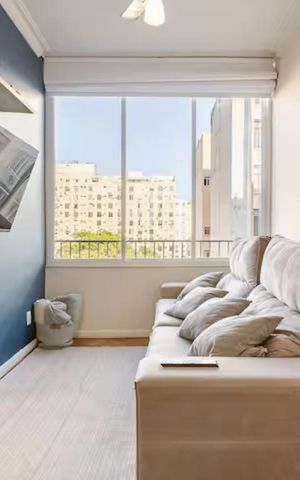 Apartamento à venda com 128m², 4 quartos e sem vaga Apartamento à venda com 128m², 4 quartos e sem vagaSala
