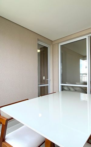 Apartamento à venda com 73m², 2 quartos e 2 vagas Apartamento à venda com 73m², 2 quartos e 2 vagasVaranda da Sala