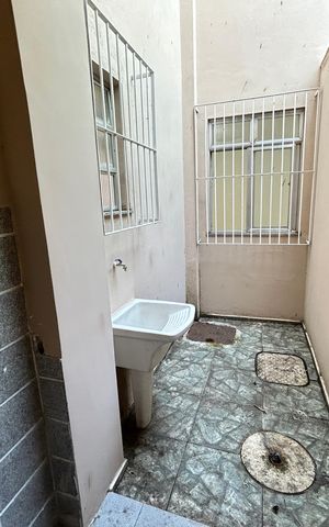 Casa para alugar com 70m², 2 quartos e sem vagaÁrea de Serviço
