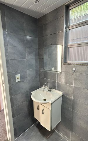 Casa para alugar com 70m², 2 quartos e sem vagaBanheiro