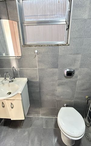Casa para alugar com 70m², 2 quartos e sem vagaBanheiro