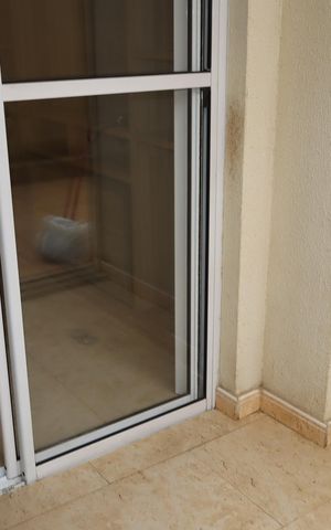 Apartamento à venda com 81m², 2 quartos e 1 vagaVaranda