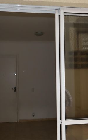 Apartamento à venda com 81m², 2 quartos e 1 vagaVaranda