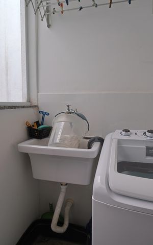 Apartamento à venda com 32m², 1 quarto e sem vagaÁrea de serviço