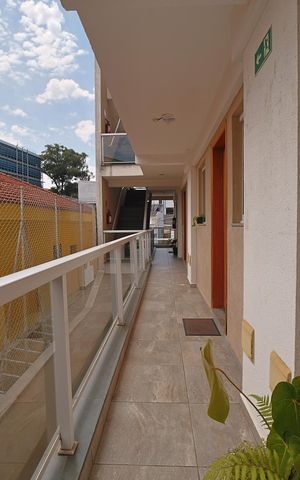 Apartamento à venda com 32m², 1 quarto e sem vagaÁrea externa