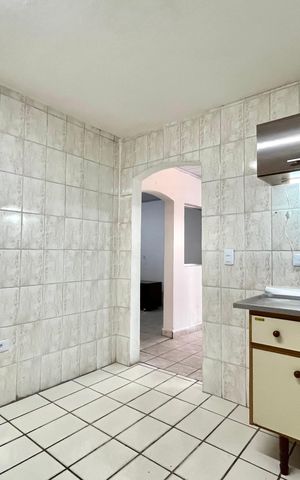 Casa para alugar com 50m², 1 quarto e sem vaga Casa para alugar com 50m², 1 quarto e sem vagaCozinha