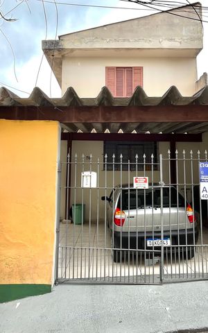 Casa para alugar com 50m², 1 quarto e sem vaga Casa para alugar com 50m², 1 quarto e sem vagaFachada