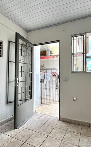 Casa para alugar com 50m², 1 quarto e sem vaga Casa para alugar com 50m², 1 quarto e sem vagaÁrea de Serviço