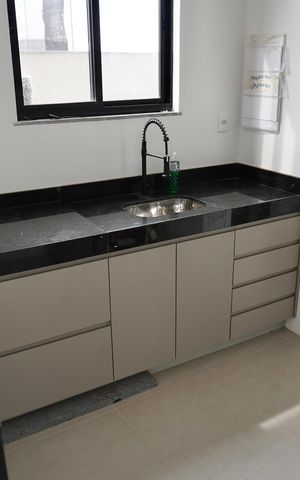 Apartamento para alugar com 117m², 3 quartos e 2 vagas Apartamento para alugar com 117m², 3 quartos e 2 vagasCozinha