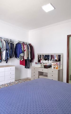 Casa à venda com 250m², 2 quartos e 5 vagas Casa à venda com 250m², 2 quartos e 5 vagasQuarto 1 suíte