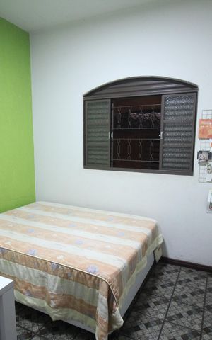 Casa à venda com 180m², 3 quartos e 2 vagasQuarto 1