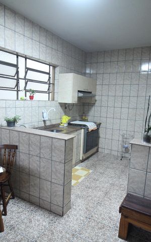 Casa à venda com 180m², 3 quartos e 2 vagasCozinha