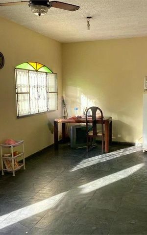 Casa à venda com 250m², 2 quartos e 2 vagas