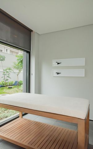 Apartamento à venda com 180m², 3 quartos e 2 vagas Apartamento à venda com 180m², 3 quartos e 2 vagasÁrea comum - Sala de massagem