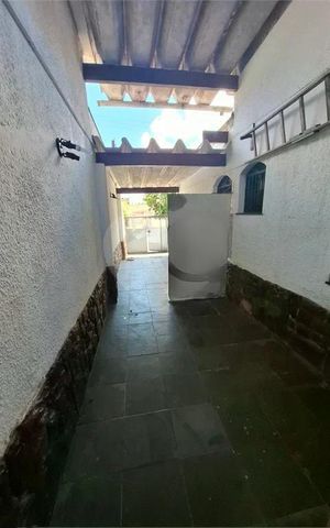 Casa à venda com 150m², 3 quartos e 2 vagas