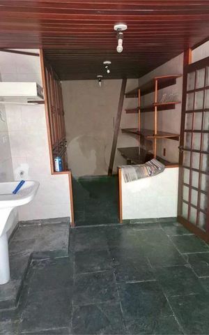 Casa à venda com 150m², 3 quartos e 2 vagas