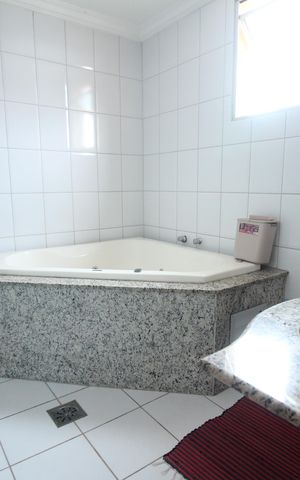 Apartamento à venda com 239m², 4 quartos e 2 vagasSuite Quarto 4