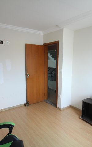 Apartamento à venda com 239m², 4 quartos e 2 vagasQuarto 2