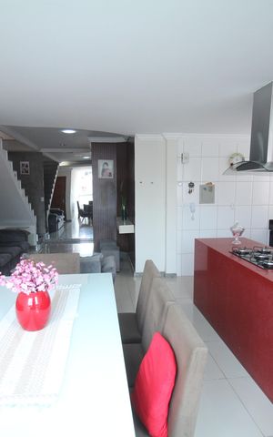 Apartamento à venda com 239m², 4 quartos e 2 vagasSala