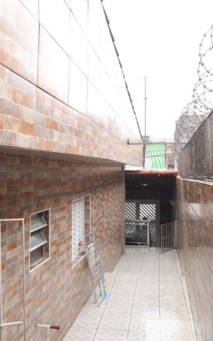 Casa à venda com 135m², 2 quartos e 2 vagasQuintal