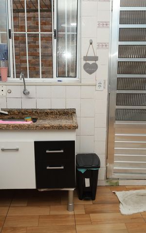 Casa à venda com 135m², 2 quartos e 2 vagasCozinha