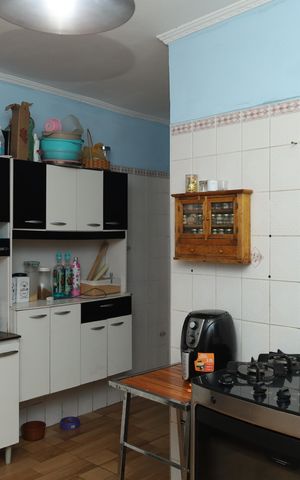 Casa à venda com 135m², 2 quartos e 2 vagasCozinha