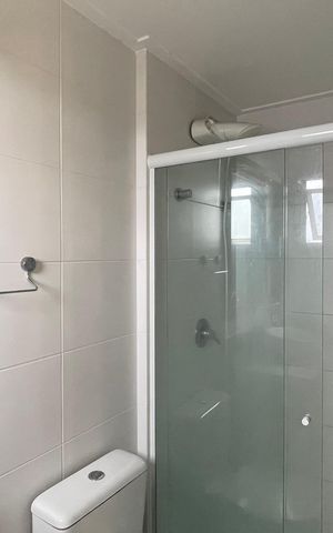 Apartamento para alugar com 95m², 3 quartos e 1 vaga Apartamento para alugar com 95m², 3 quartos e 1 vagaBanheiro da Suíte