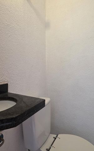 Apartamento para alugar com 100m², 2 quartos e 2 vagas Apartamento para alugar com 100m², 2 quartos e 2 vagasLavabo