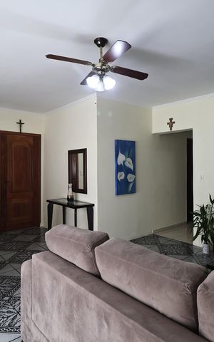 Casa à venda com 200m², 2 quartos e 1 vaga Casa à venda com 200m², 2 quartos e 1 vagaSala