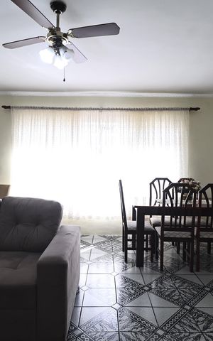 Casa à venda com 200m², 2 quartos e 1 vaga Casa à venda com 200m², 2 quartos e 1 vagaSala