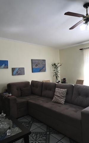 Casa à venda com 200m², 2 quartos e 1 vaga Casa à venda com 200m², 2 quartos e 1 vagaSala