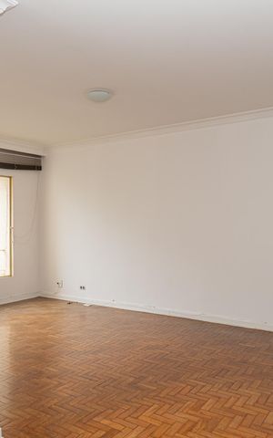 Apartamento à venda com 80m², 2 quartos e 1 vaga Apartamento à venda com 80m², 2 quartos e 1 vagaSala