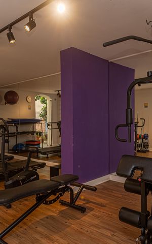 Apartamento à venda com 80m², 2 quartos e 1 vaga Apartamento à venda com 80m², 2 quartos e 1 vagaÁrea comum - Academia