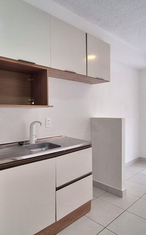 Apartamento à venda com 35m², 2 quartos e sem vaga Apartamento à venda com 35m², 2 quartos e sem vagaSala/Cozinha/Área de serviço